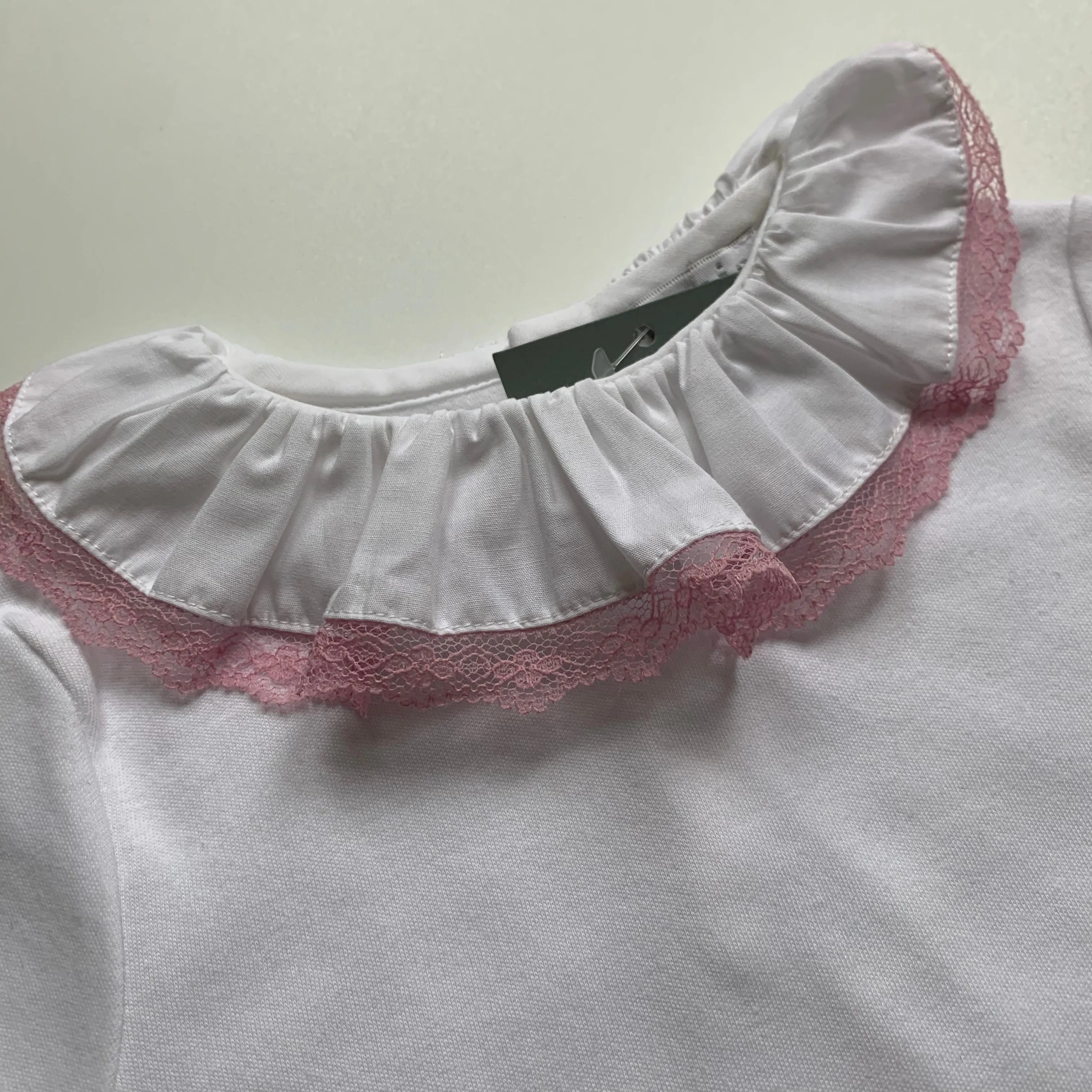 Amaia White Top With Pink Lace Trim Collar: 2 Years (Brand New)