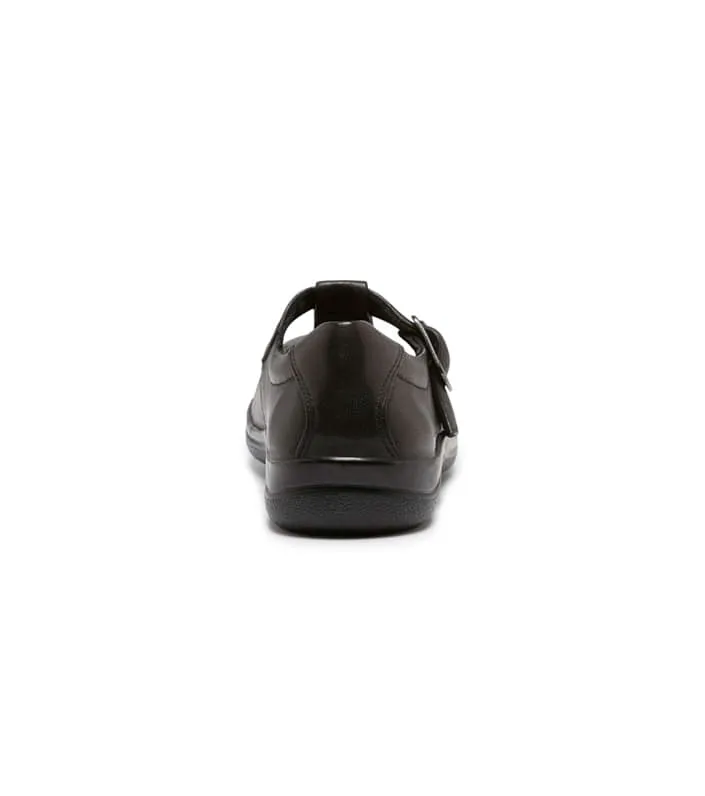 clarks pupil kids black