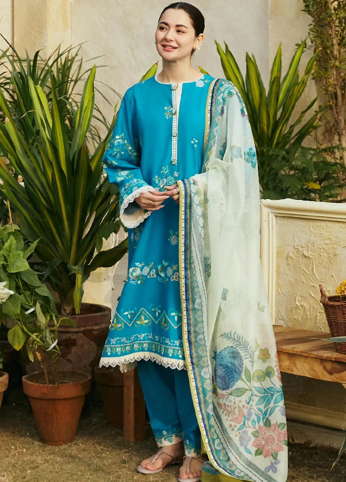 Coco By Zara Shahjahan Embroidered Jacquard Unstitched 3 Piece Suit - ZSJ24CL 8B ZOYA