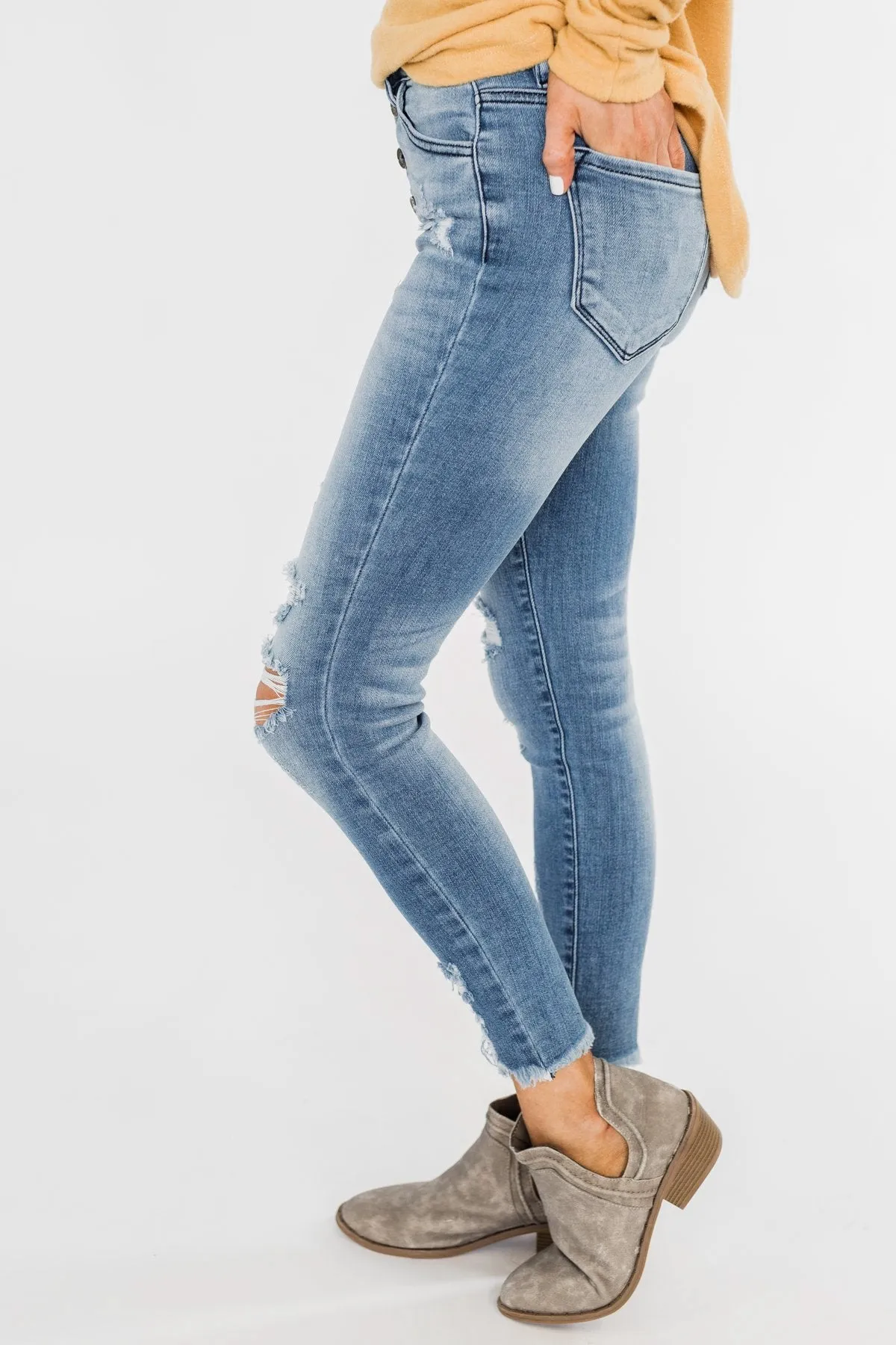 KanCan Distressed Skinny Jeans- Sasha Wash