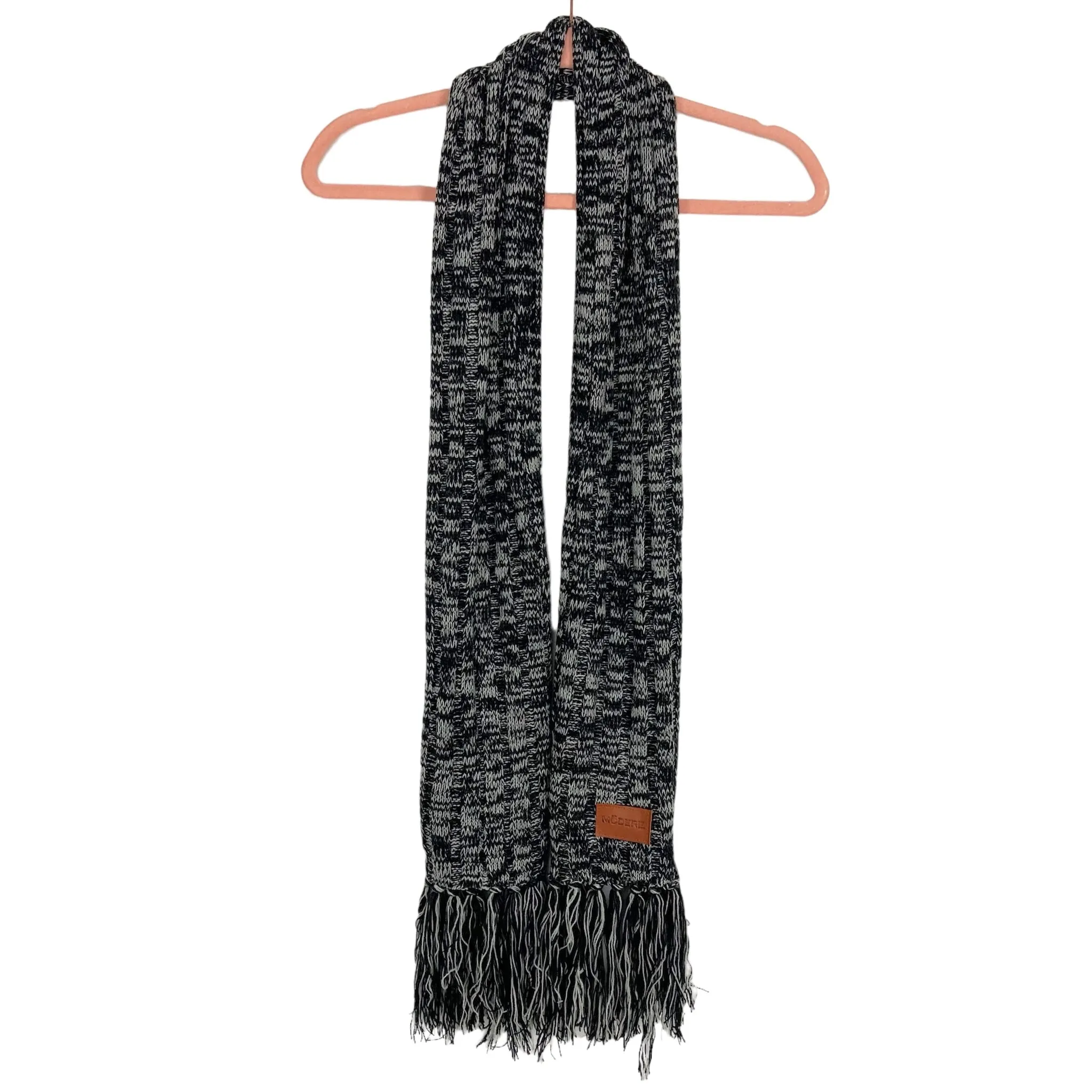 Modere Black/White Knit Fringe Scarf (we have matching gloves)