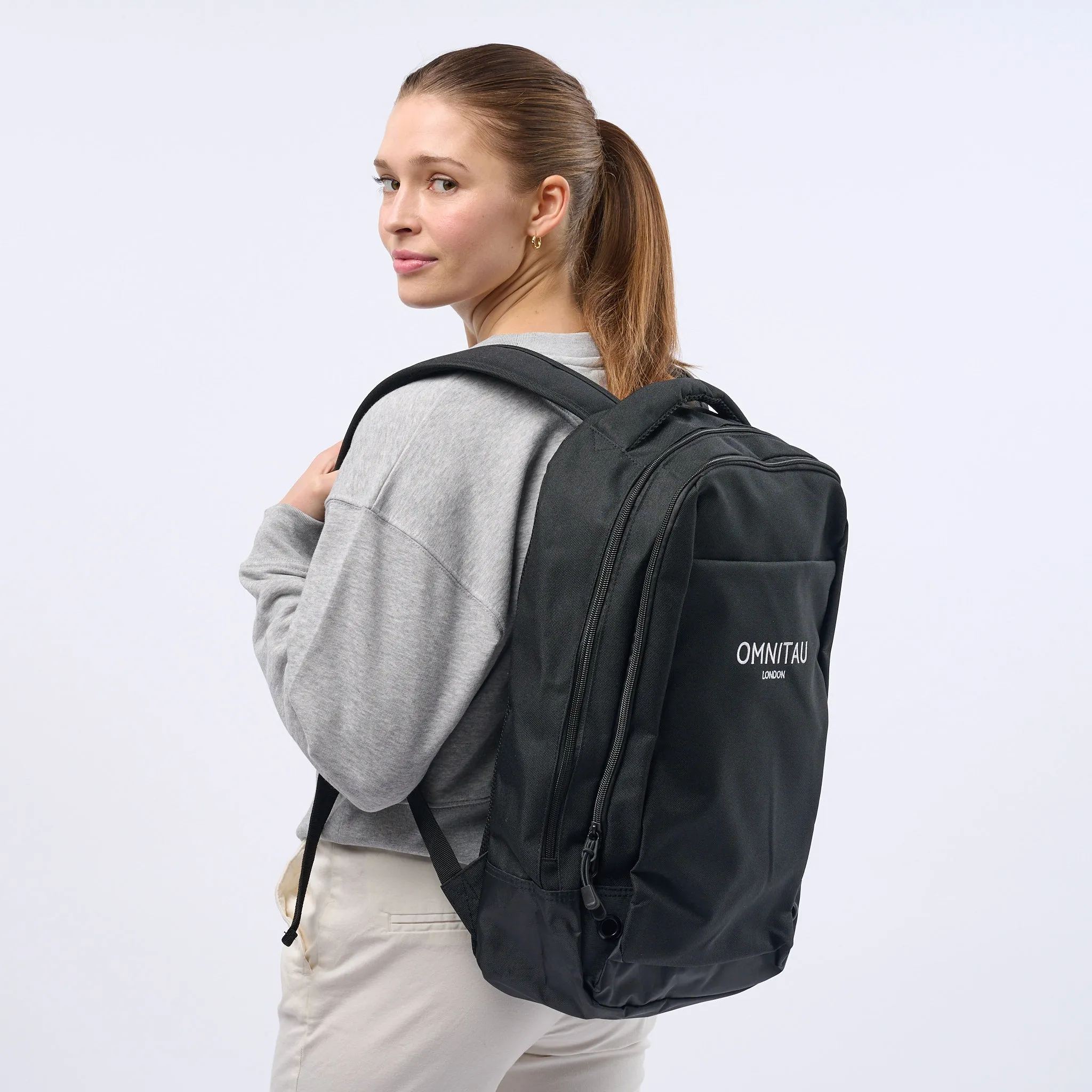 Omnitau Unisex 17 Litre Breathable Soho Backpack - Black