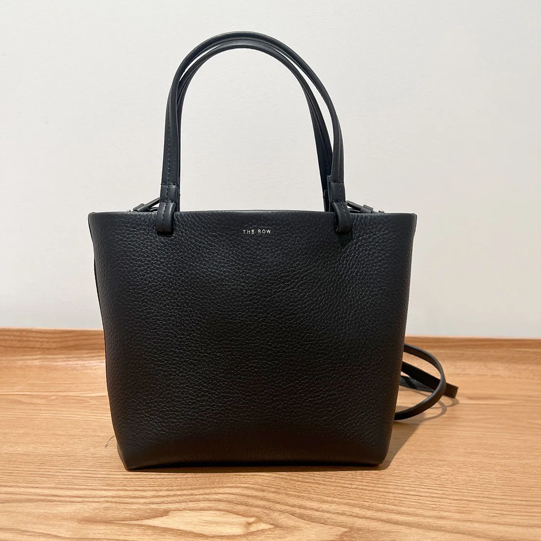 Park Small Tote Grained, Black