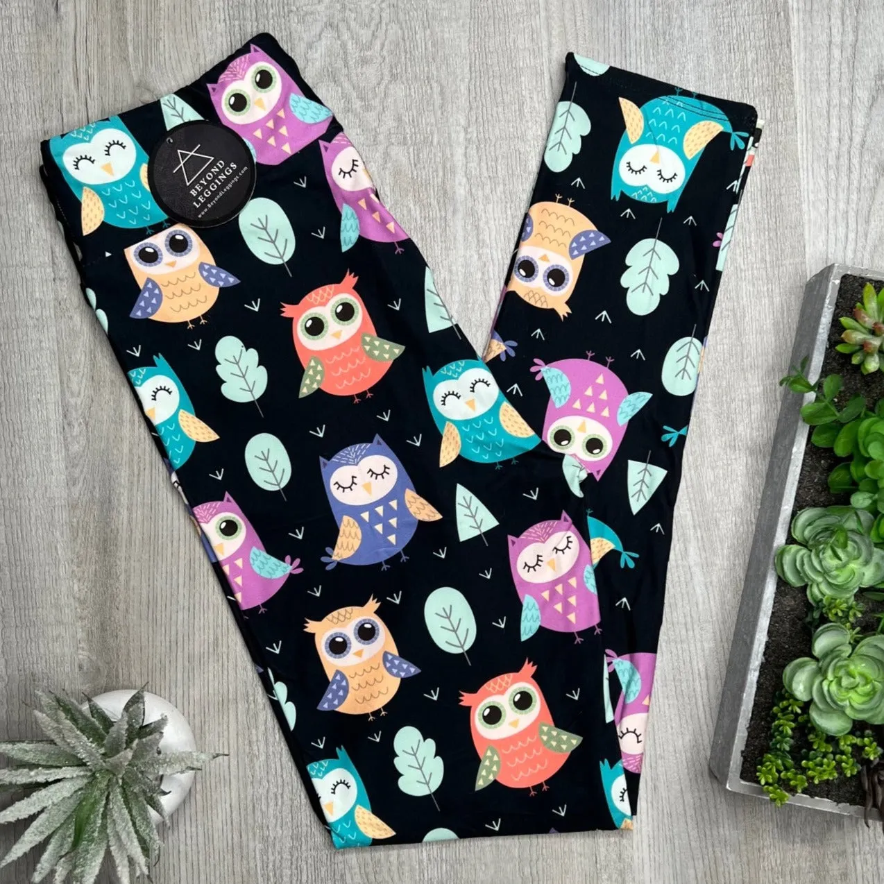 Pastel Owl Soft Leggings