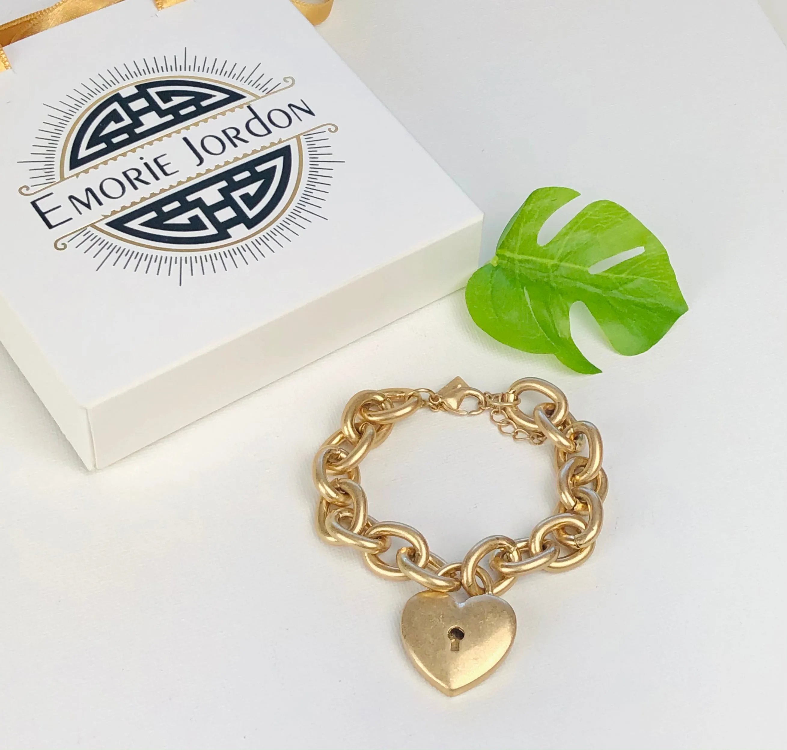 Secure Heart Link Bracelet