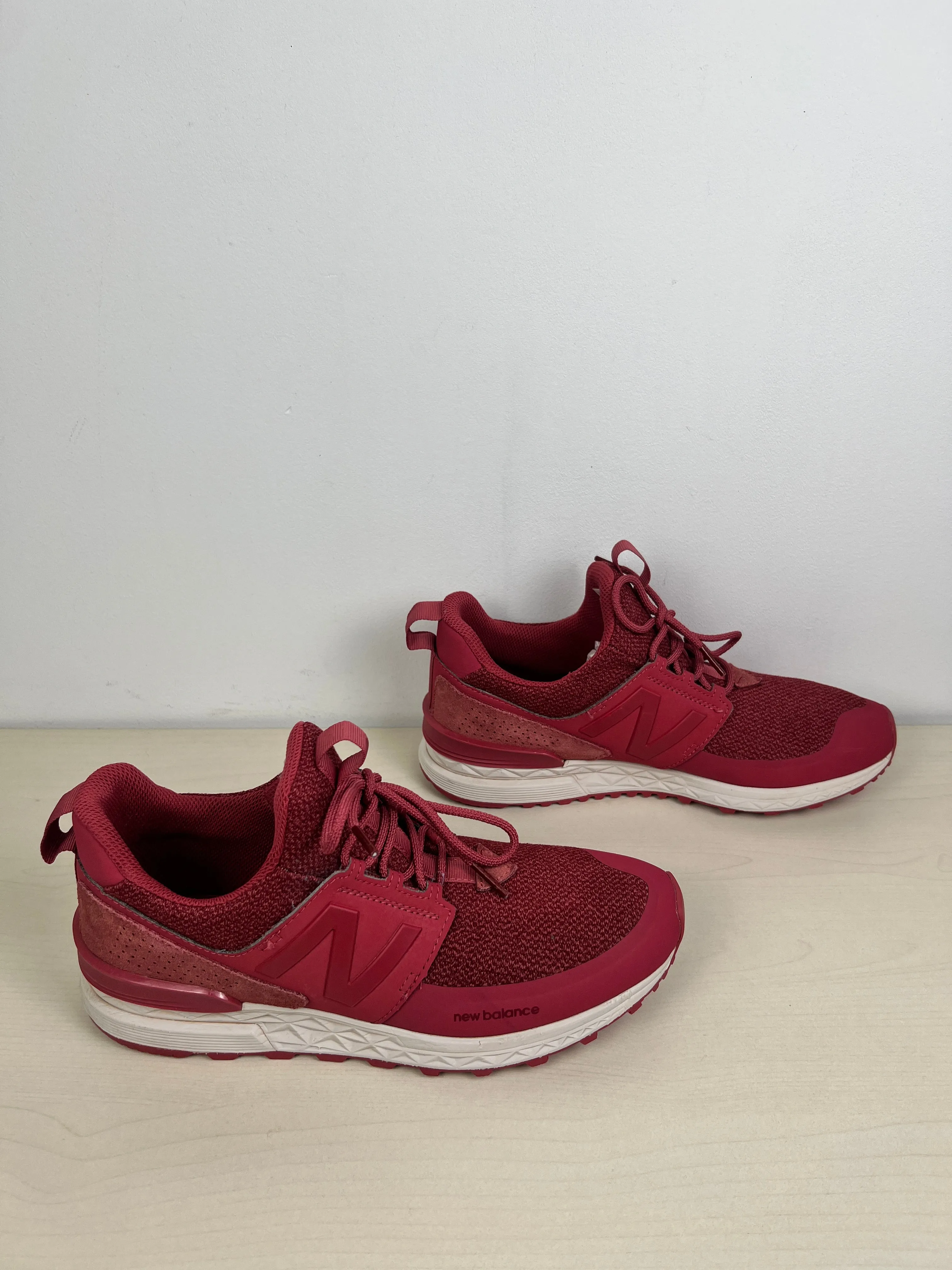 Shoes Athletic By New Balance In Red, Size: 10