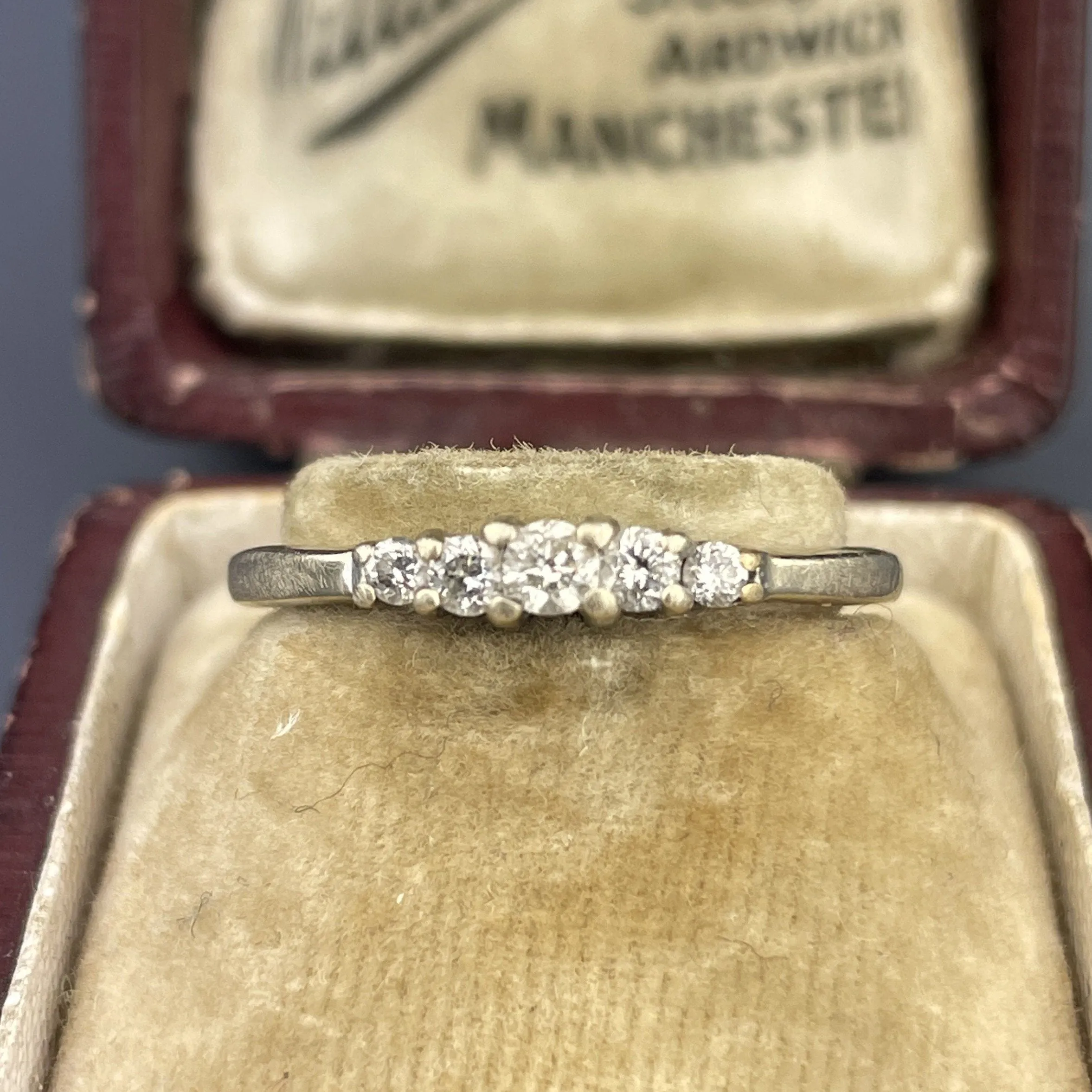 Vintage 10K White Gold Five Stone Diamond Ring, Sz 6